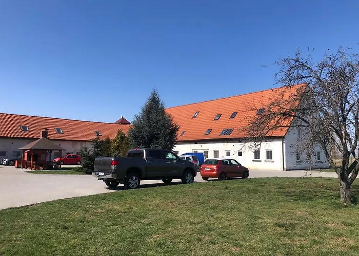 Zatisi 2 奥洛穆茨